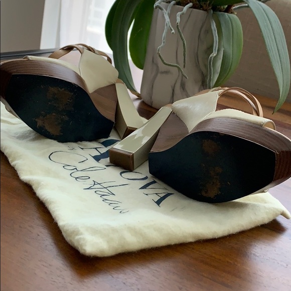 Cole Haan // Maria Sharapova Arlington Heel - Picture 4 of 6